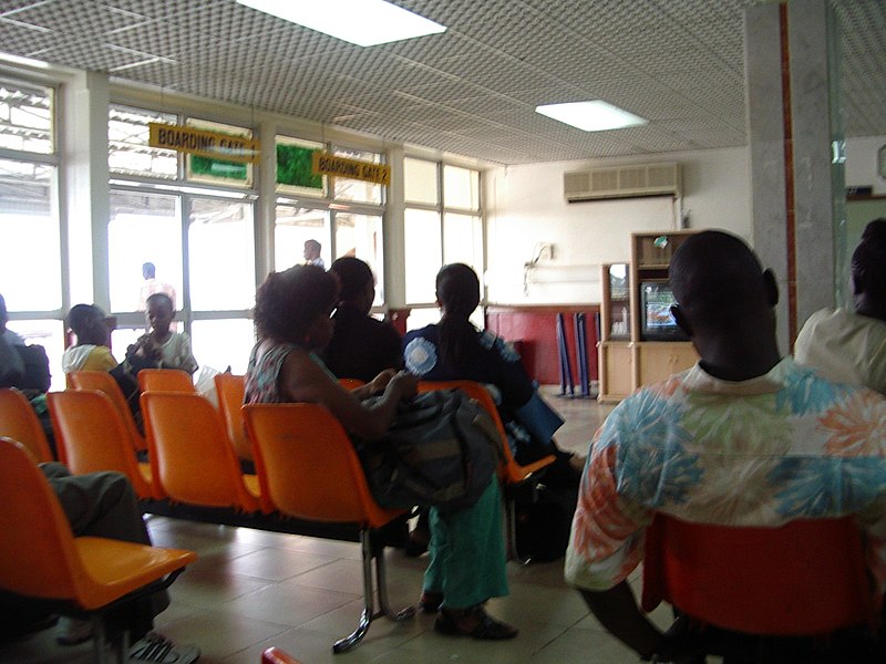 Datei:Lungi Airport-Freetown-Terminal.JPG