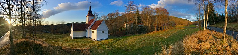 File:Lysekloster kapell, Lysekloster hovedgård, Lyseklostervegen, Os, Hordaland, Norway November afternoon sunset Distorted panorama photo 2019-11-28 IMG 6073.jpg