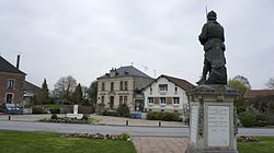 Mairie monument 5915.JPG
