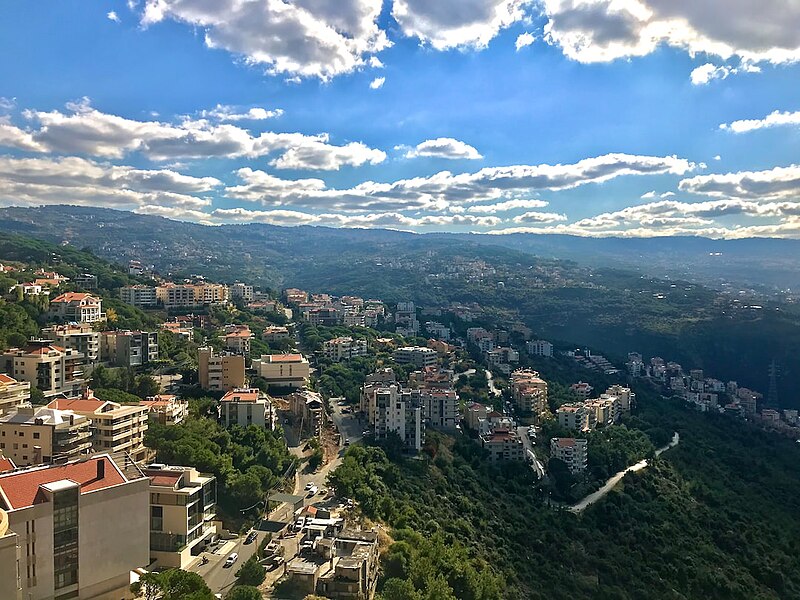 File:Mansourieh, Mount-Lebanon.jpg