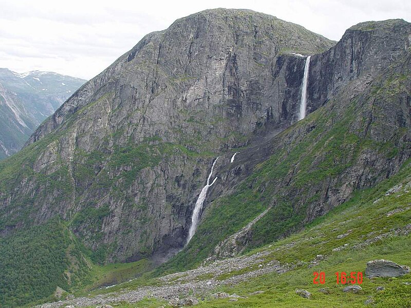 File:Mardalsfossen 01.jpg