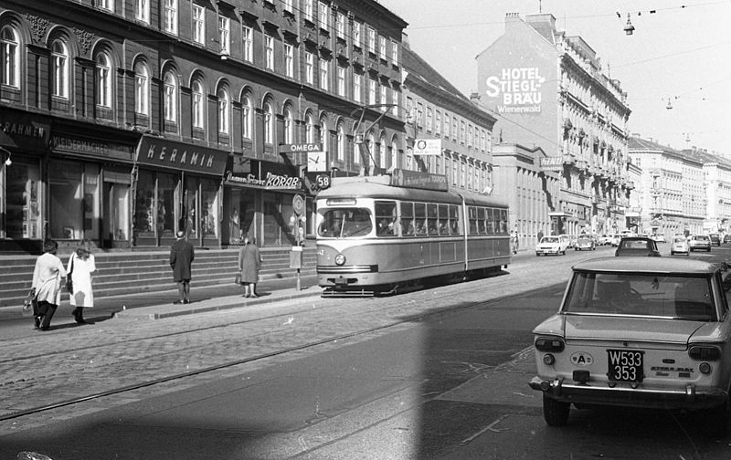 File:Mariahilfer Strasse. Fortepan 87499.jpg