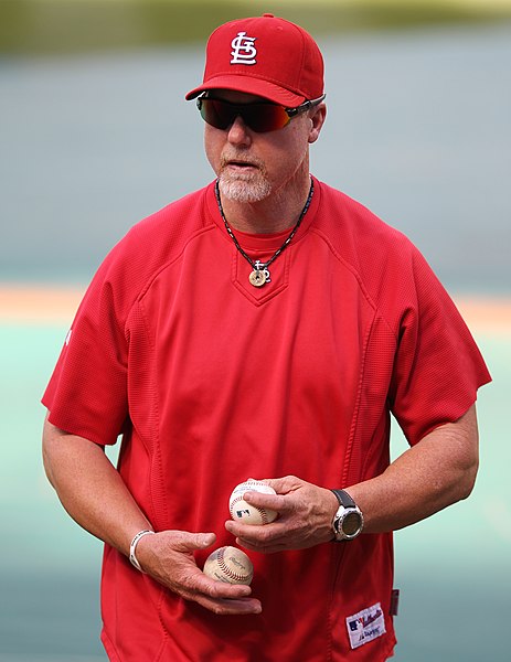 File:Mark McGwire on June 29, 2011.jpg