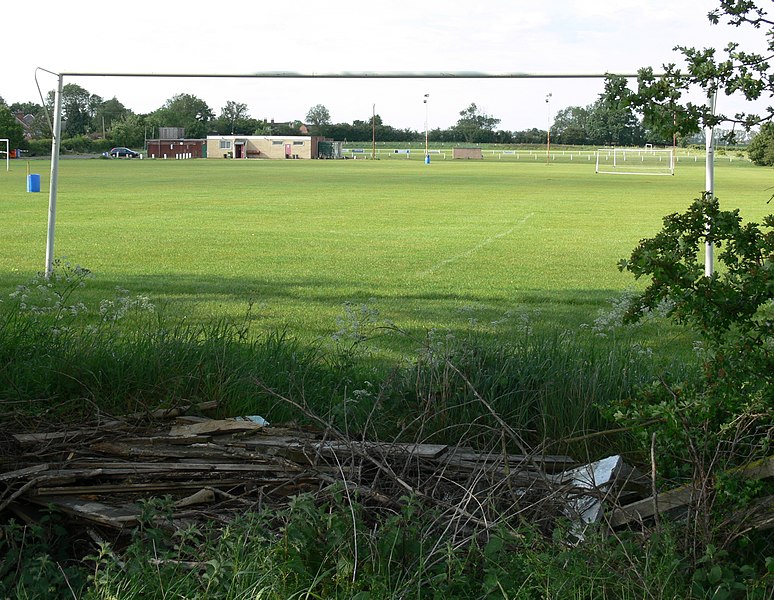 File:Meadows Sports Ground - geograph.org.uk - 2484581.jpg