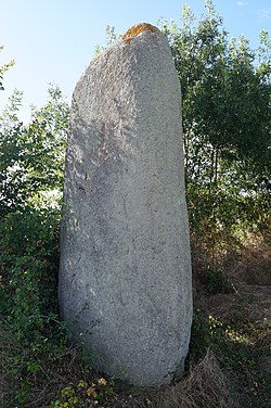 Menhir de la Chenillée makalesinin açıklayıcı görüntüsü