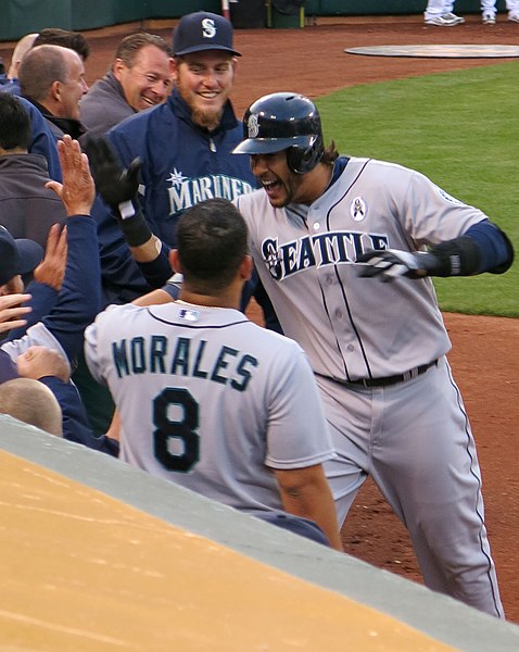 File:Michael Morse celebrate HR with teammates.JPG