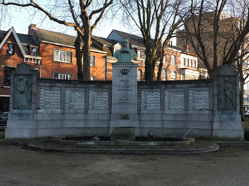 File:Monument Leopold II Hasselt.jpg
