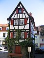 La maison Kickelhain à Mosbach (Bade-Wurtemberg) est, avec 52 m2 répartis sur deux étages, la plus petite maison à colombages habitée d'Allemagne.