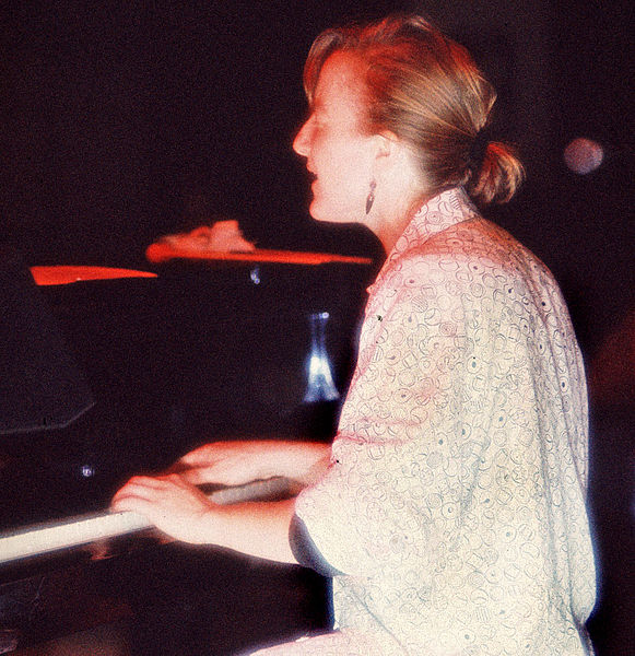 File:Myra Melford Helsinki 1993.jpg