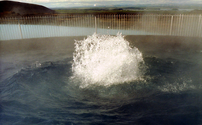 File:Myvatn nature baths - panoramio.jpg