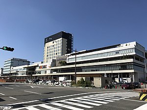 Nankai-Wakayamashi-station-building2020.jpg