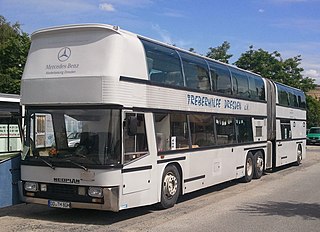 <span class="mw-page-title-main">Neoplan Jumbocruiser</span> Motor vehicle