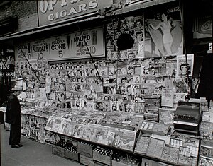 newsstand, New York, 1930s