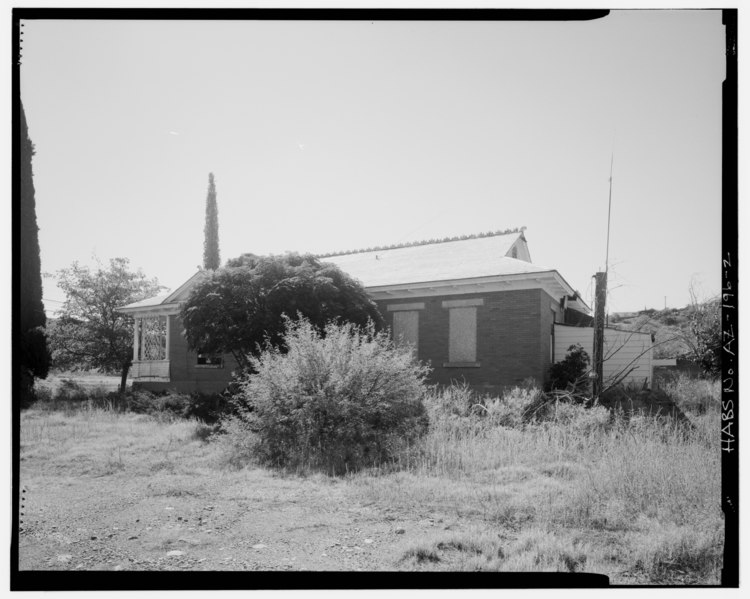 File:Northeast side and northwest back. - J. C. Gatti House, 109 Riverside Avenue, Clifton, Greenlee County, AZ HABS ARIZ,6-CLIFT,24-2.tif