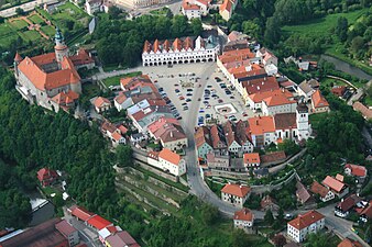 Luftaufnahme von Nové Město nad Metují (2010)