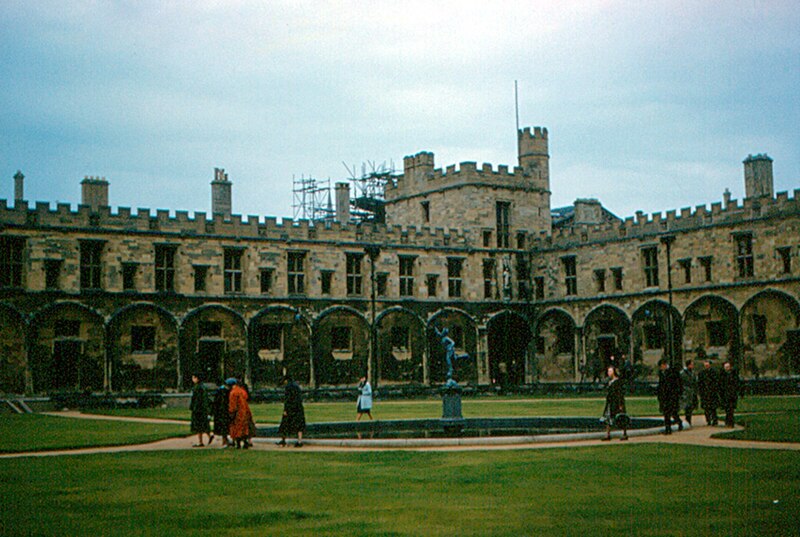 File:Oxford - Christ Church College.jpg