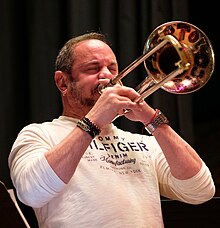 Ozzie Melendez Pemain Trombon