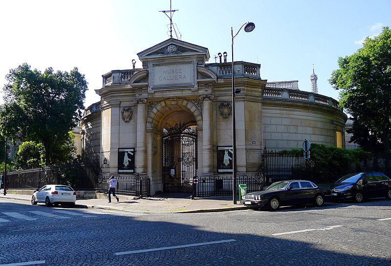 File:P1030823 Paris XVI musée Galliera rwk.JPG