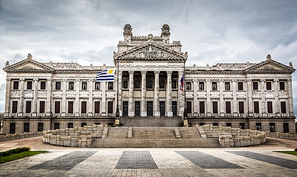 The Palacio Legislativo, meeting place of the Senate