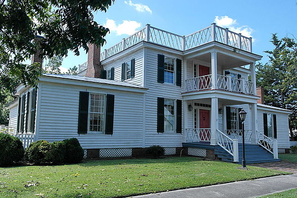 Harmony Hall, the oldest building in Kinston, was owned by North Carolina's first governor, Richard Caswell.