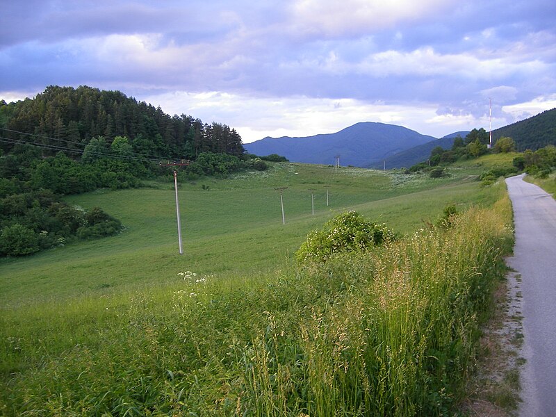 File:Podhradie05.JPG