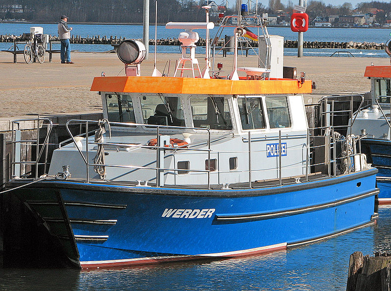 File:Polizeiboot Werder 1.jpg