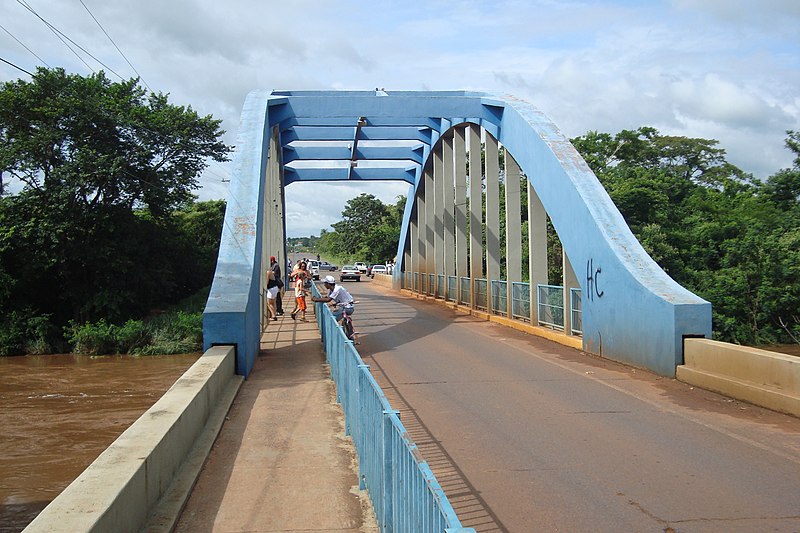 File:Ponte Velha, Jardim - MS.JPG