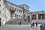 Włochy - Rzym, Widok na plac Barberini Square, W 