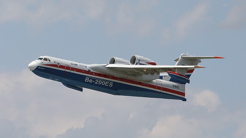 File:RA-21512 Beriev Be-200 1.jpg