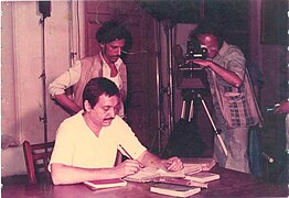 Mitra directing Soumitra Chattopadhyay