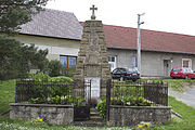 Čeština: Památník, Rakšice, Moravský Krumlov, okres Znojmo, Jihomoravský kraj, Česká republika English: Memorial, Rakšice, Moravský Krumlov, Znojmo District, South Moravian Region, Czech Republic