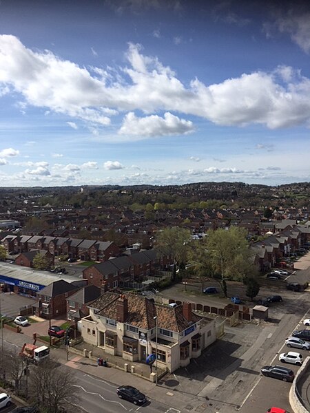 File:Red House Glass Cone Cherry Picker - Overlooking High Street (51103000892).jpg