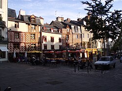 Rennes Place Rallier du Baty.JPG