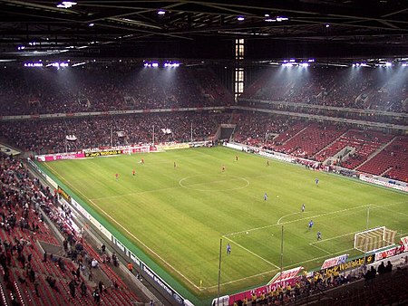 RheinEnergieStadion Innenansicht