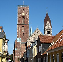 Commoner's Tower from 1333 Ribe Domkirke - set fra Grydergade.jpg