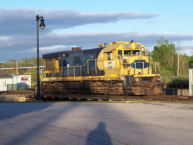 File:Rockland Turntable (198 9638).jpg