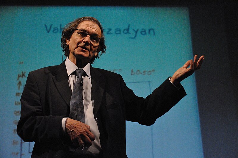 File:Roger Penrose 9673.JPG