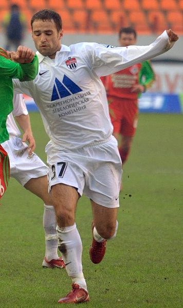 File:Roman Shirokov 2007.JPG