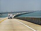 Seven Mile Bridge, part of the Overseas Highway.jpg