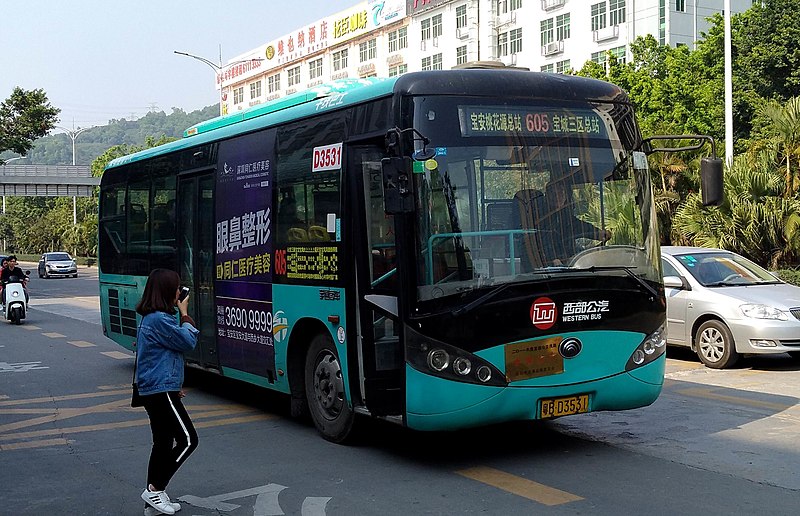 File:Shenzhen Bus WBS 605.jpg