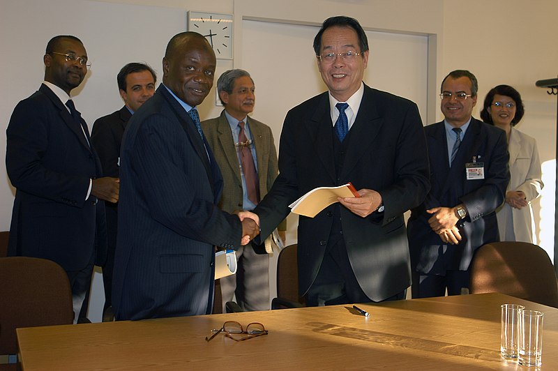 File:Signing Agreement IAEA - Senegal (01119357).jpg