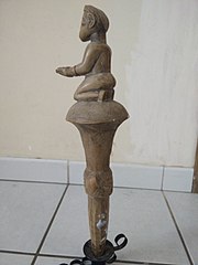 Statuette africaine, origine inconnue-3.jpg