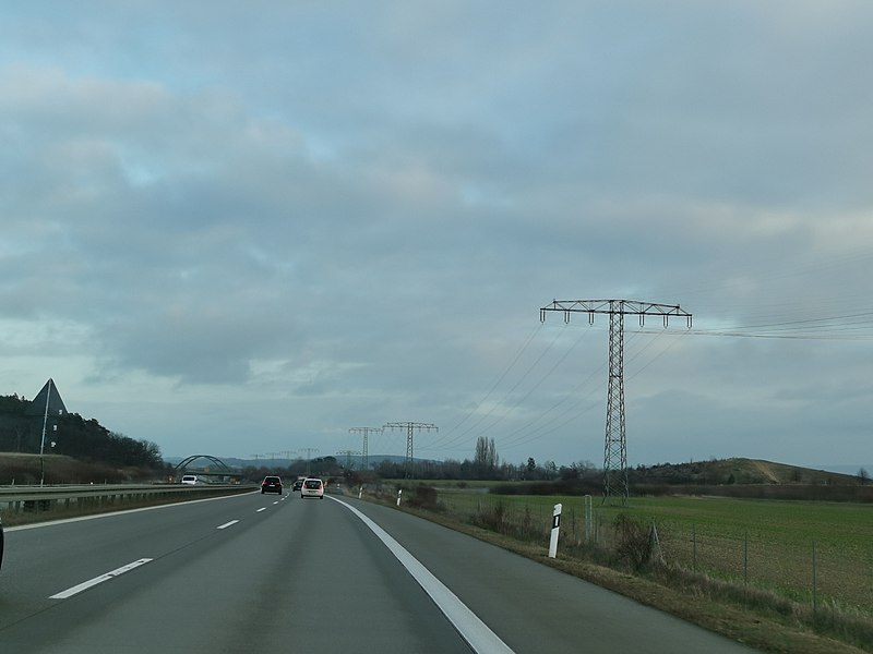 File:Strommasten A36 2020-01-19.jpg