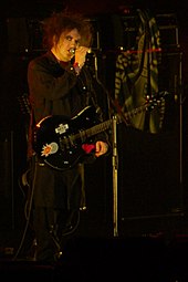 Lead singer and guitarist Robert Smith of the Cure The Cure Live in Singapore - 1st August 2007.jpg