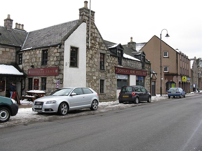 File:The Douglas Arms, Banchory - geograph.org.uk - 1730300.jpg