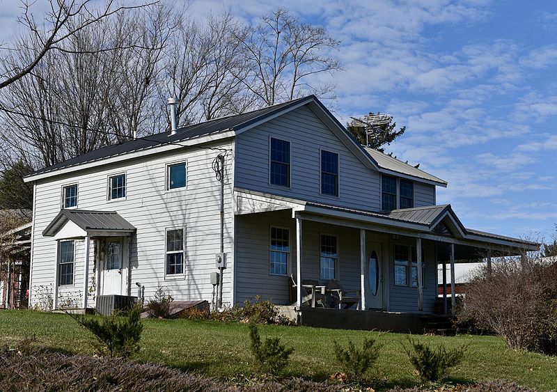 File:The Joseph and Clara Amanda H. Moorhead House.jpg