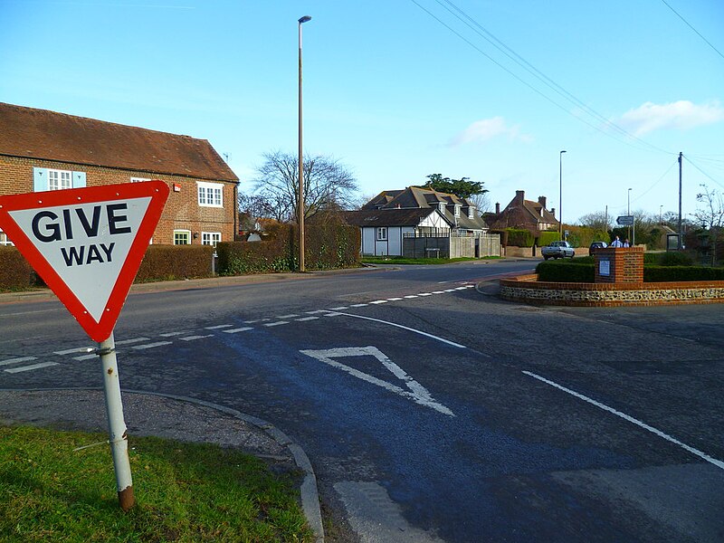 File:The junction of Old Park Lane with the A259 - geograph.org.uk - 2755221.jpg