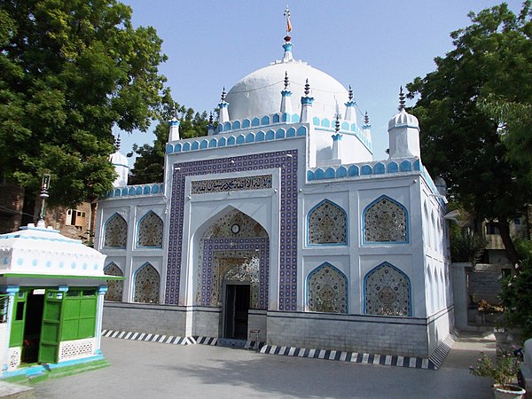 The tomb of Mian Sarfraz Kalhoro.