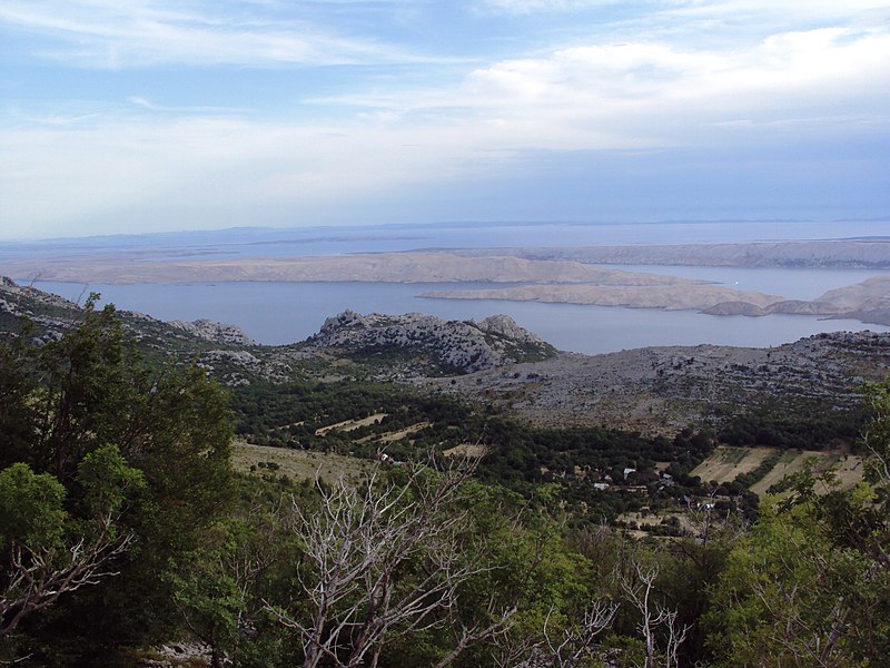 File:Velebit Ledenik.jpg