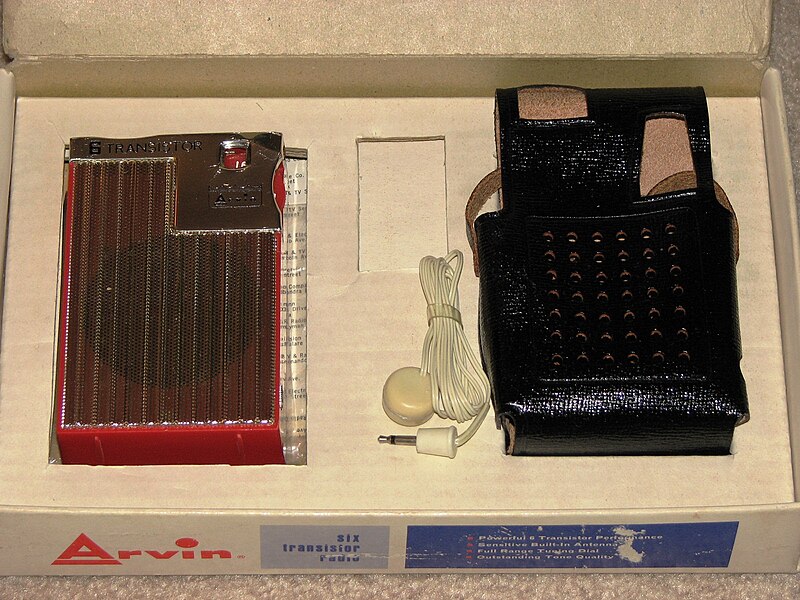 File:Vintage Arvin 6-Transistor Radio, Model 64R03, Made in Japan (8347231589).jpg